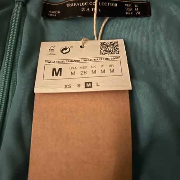 NEW ZARA ORIENTAL PRINTED DRESS - MEDIUM - Picture 3 of 3